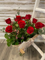 Load image into Gallery viewer, CLASSIC DOZEN RED ROSES