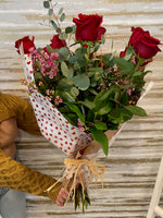 Load image into Gallery viewer, CLASSIC DOZEN RED ROSES