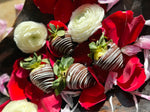 Load image into Gallery viewer, HAND DIPPED PREMIUM CHOCOLATE DIPPED STRAWBERRIES
