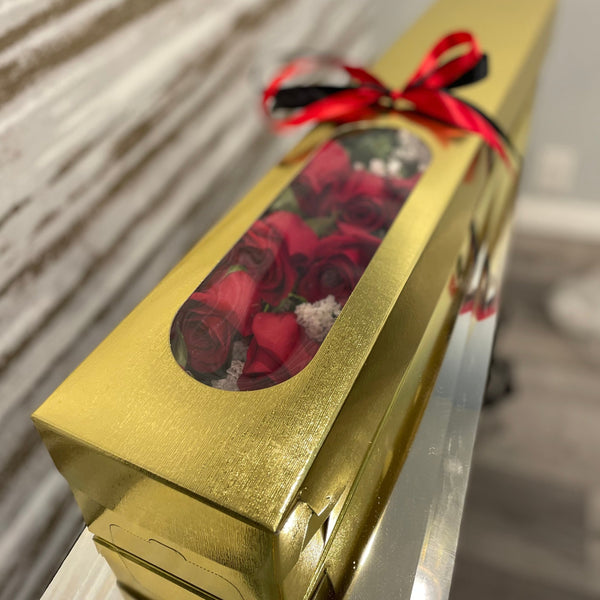1 DOZEN ROSES IN A GOLD BOX – Devynn's Garden